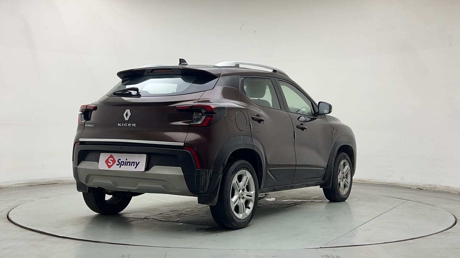 Used 2021 Renault Kiger RXT MT Petrol Manual exterior RIGHT REAR CORNER VIEW