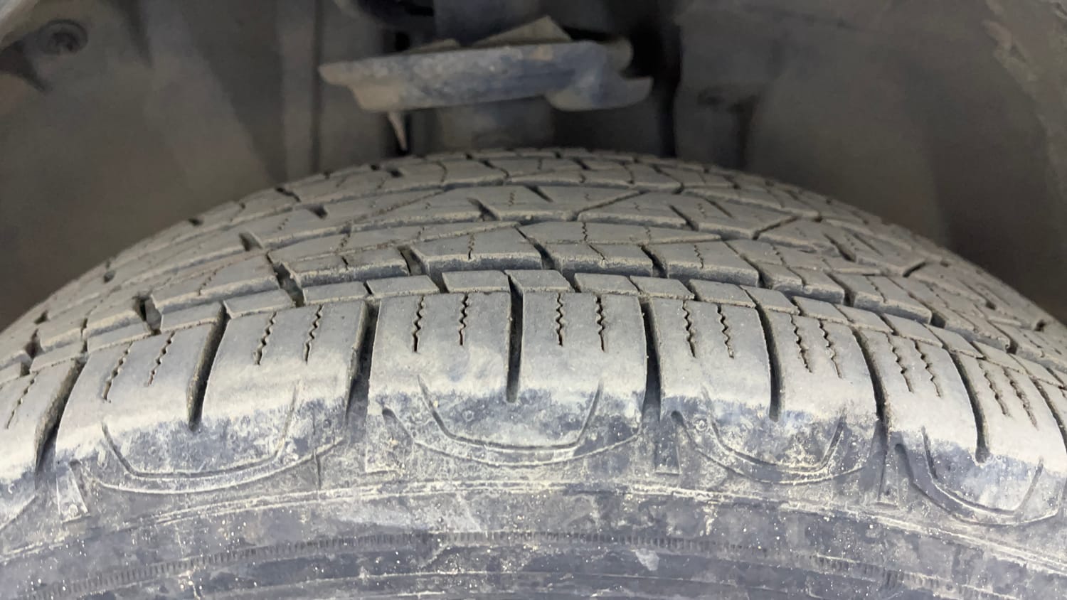Used 2021 Jeep Compass Longitude (O) 2.0 Diesel Diesel Manual tyres RIGHT FRONT TYRE TREAD VIEW
