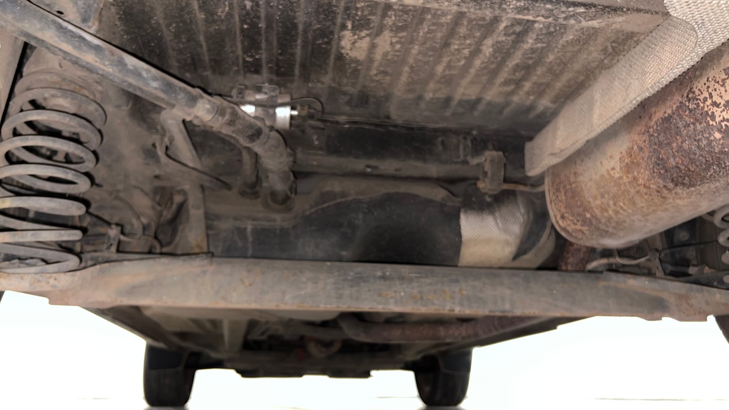 Used 2016 Ford EcoSport Titanium 1.5L Ti-VCT AT Petrol Automatic extra REAR UNDERBODY VIEW (TAKEN FROM REAR)