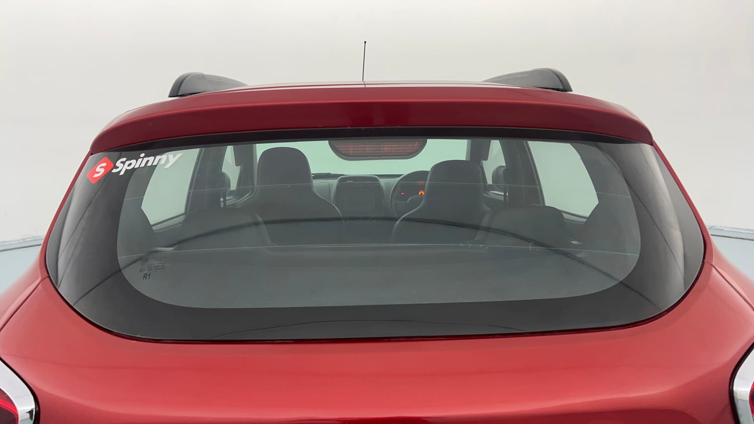 Used 2018 Renault Kwid RXT (O) 1.0 SCE Edition Petrol Manual exterior BACK WINDSHIELD VIEW