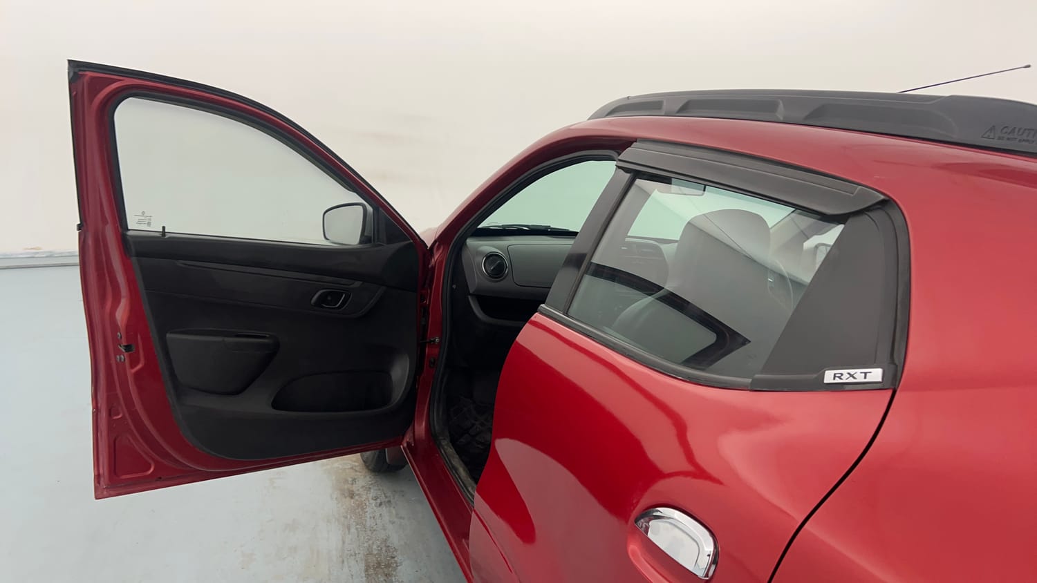 Used 2018 Renault Kwid RXT (O) 1.0 SCE Edition Petrol Manual interior LEFT FRONT DOOR OPEN VIEW