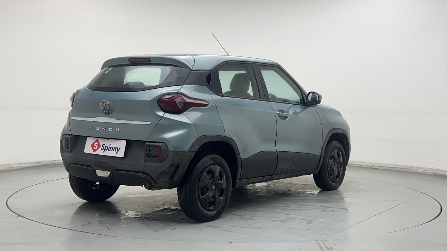 Used 2022 Tata Punch Adventure MT Petrol Manual exterior RIGHT REAR CORNER VIEW