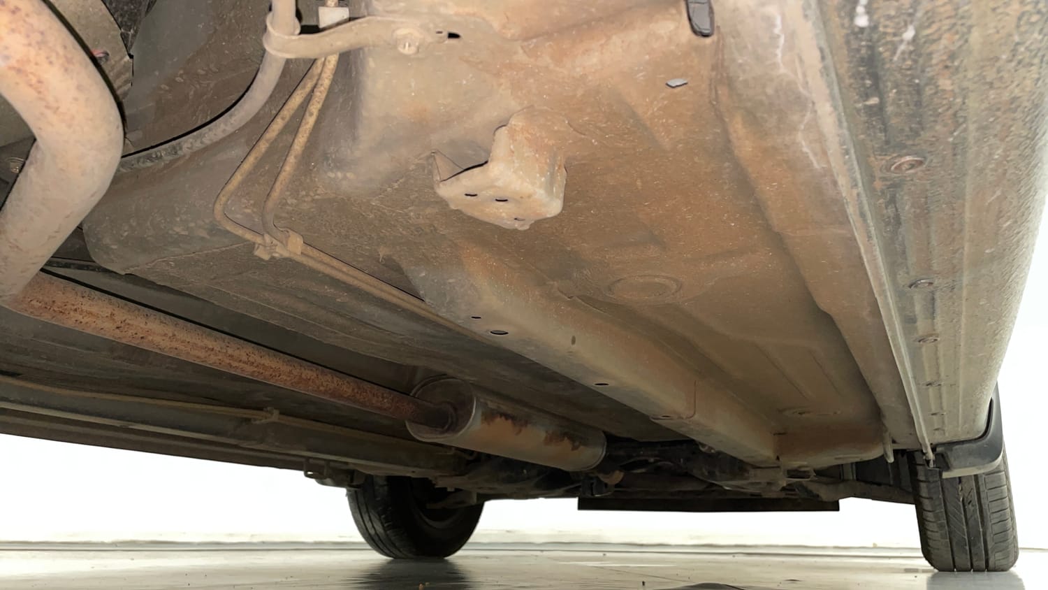 Used 2018 Maruti Suzuki Celerio VXi AMT Petrol Automatic extra REAR RIGHT UNDERBODY VIEW