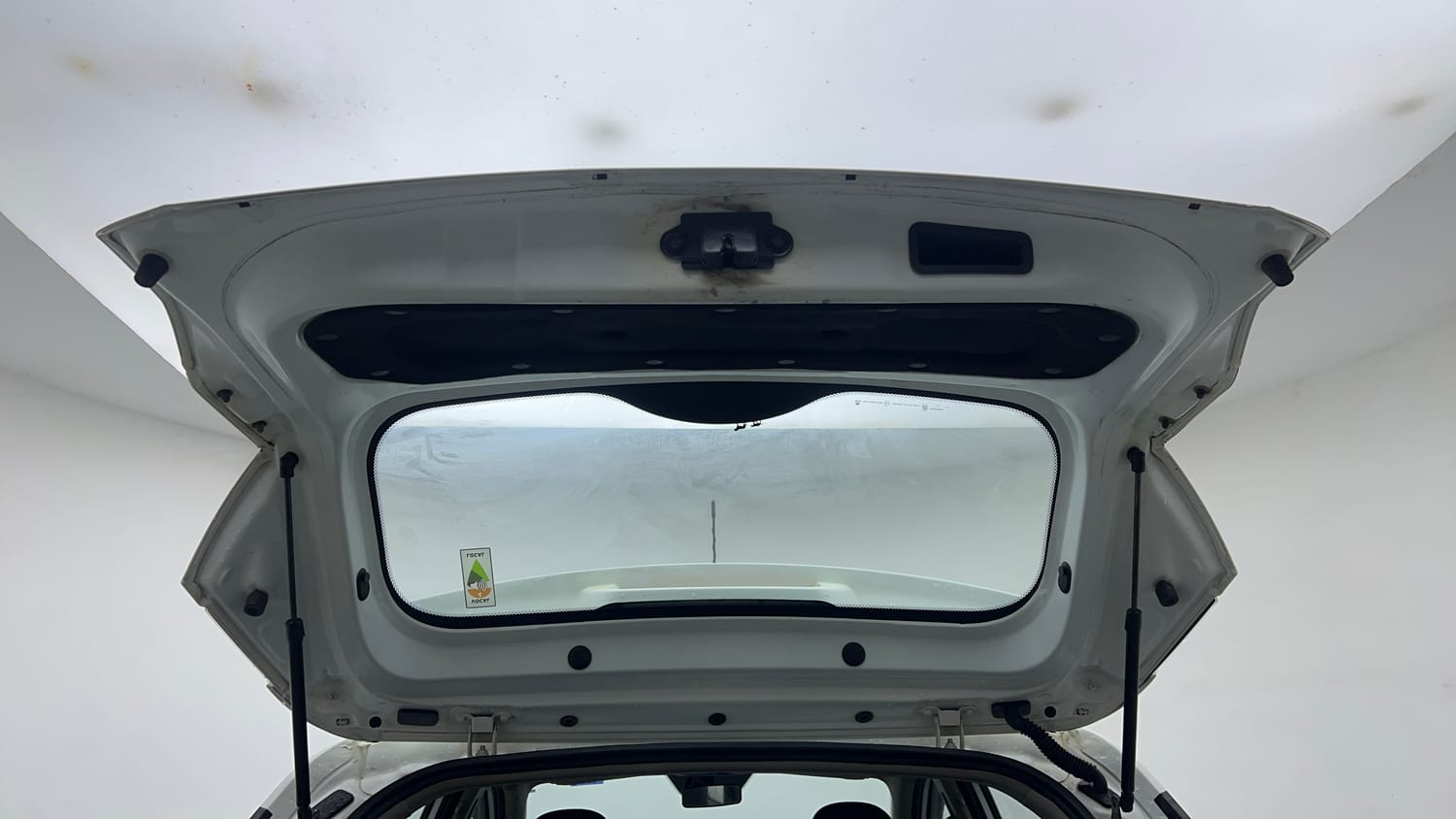 Used 2023 Tata Nexon XM S Petrol + CNG(Outside Fitted) Cng Manual interior DICKY DOOR OPEN VIEW