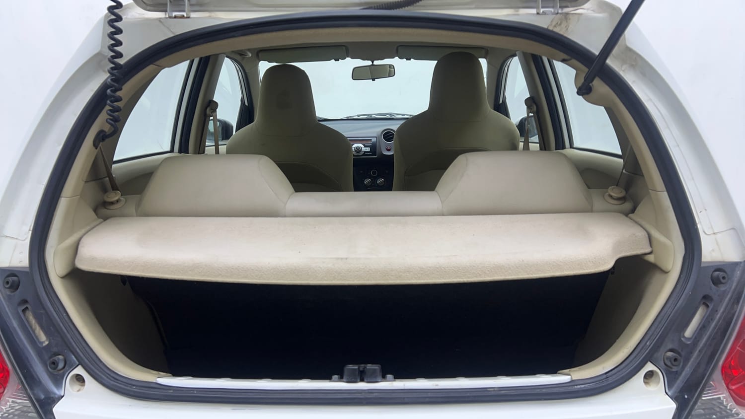 Used 2013 Honda Brio S MT Petrol Manual interior DICKY INSIDE VIEW