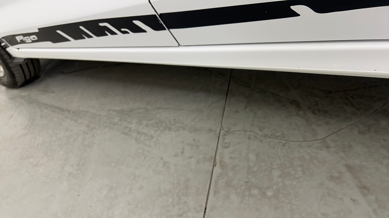 Used 2019 Ford Figo Titanium 1.2 Ti-VCT MT Petrol Manual dents MINOR SCRATCH