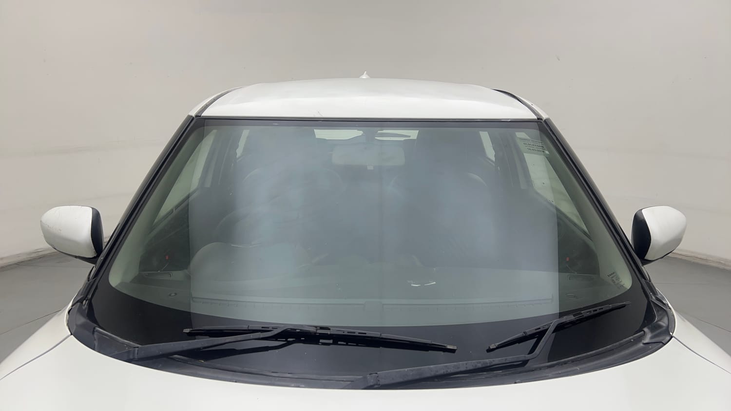 Used 2018 Maruti Suzuki Swift ZXi Plus Petrol Manual exterior FRONT WINDSHIELD VIEW