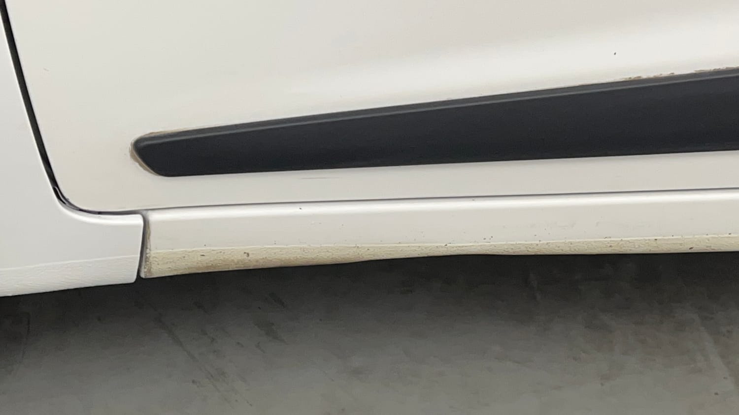 Used 2017 Hyundai Grand i10 Sportz (O) AT 1.2 Kappa VTVT Petrol Automatic dents MINOR DENT