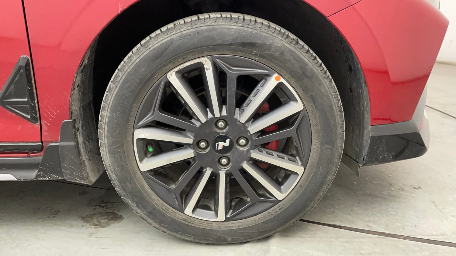 Used 2022 Hyundai i20 N Line N8 1.0 Turbo DCT Dual Tone Petrol Automatic tyres RIGHT FRONT TYRE RIM VIEW