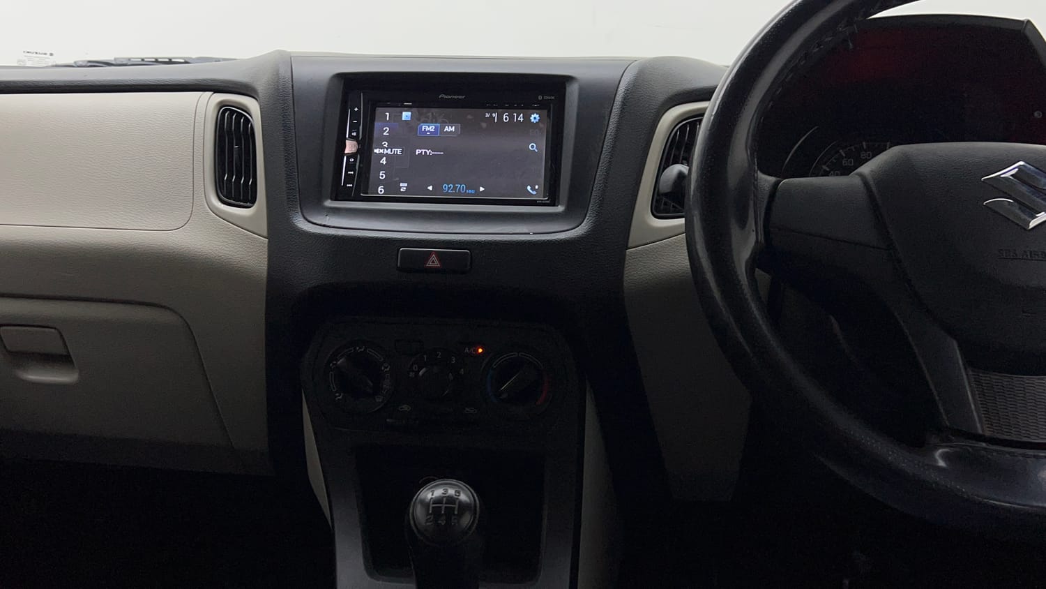 Used 2020 Maruti Suzuki Wagon R LXi 1.0 CNG Cng Manual interior MUSIC SYSTEM & AC CONTROL VIEW