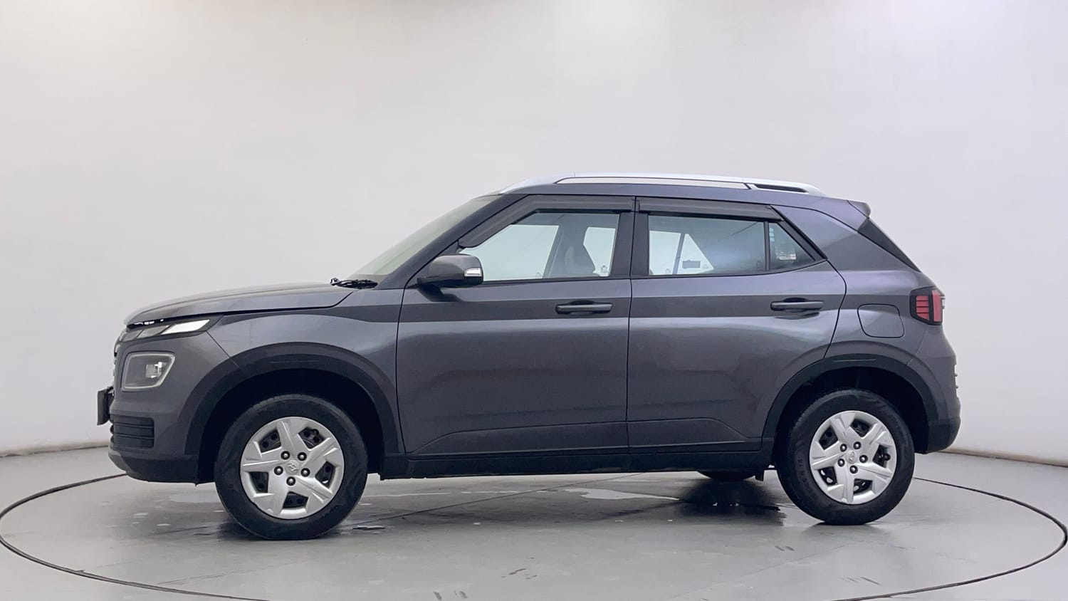 Used 2022 Hyundai Venue SX 1.2 Petrol Petrol Manual exterior LEFT SIDE VIEW