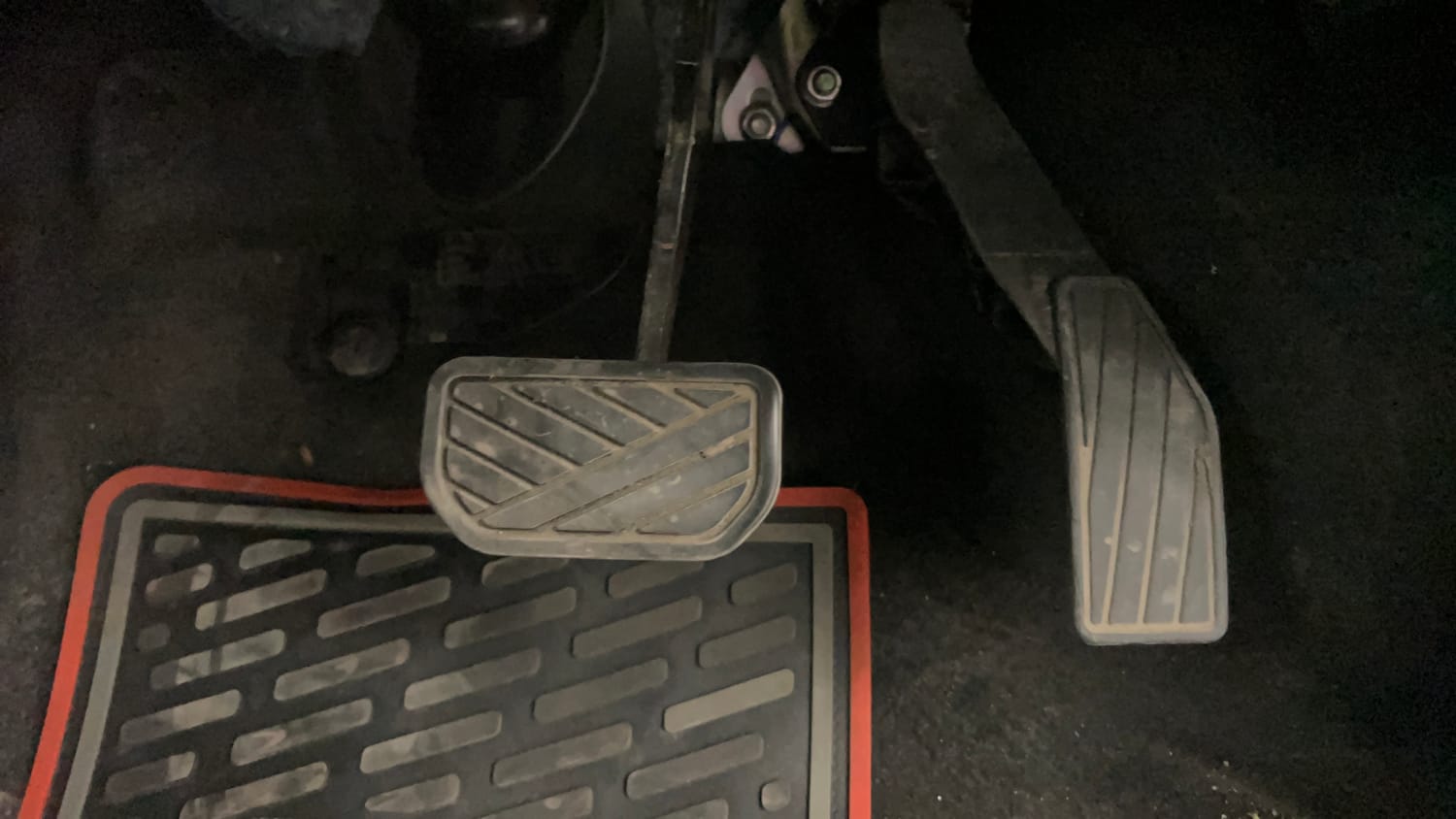 Used 2024 Maruti Suzuki S-Presso VXi (O) AMT Petrol Automatic interior PEDALS VIEW