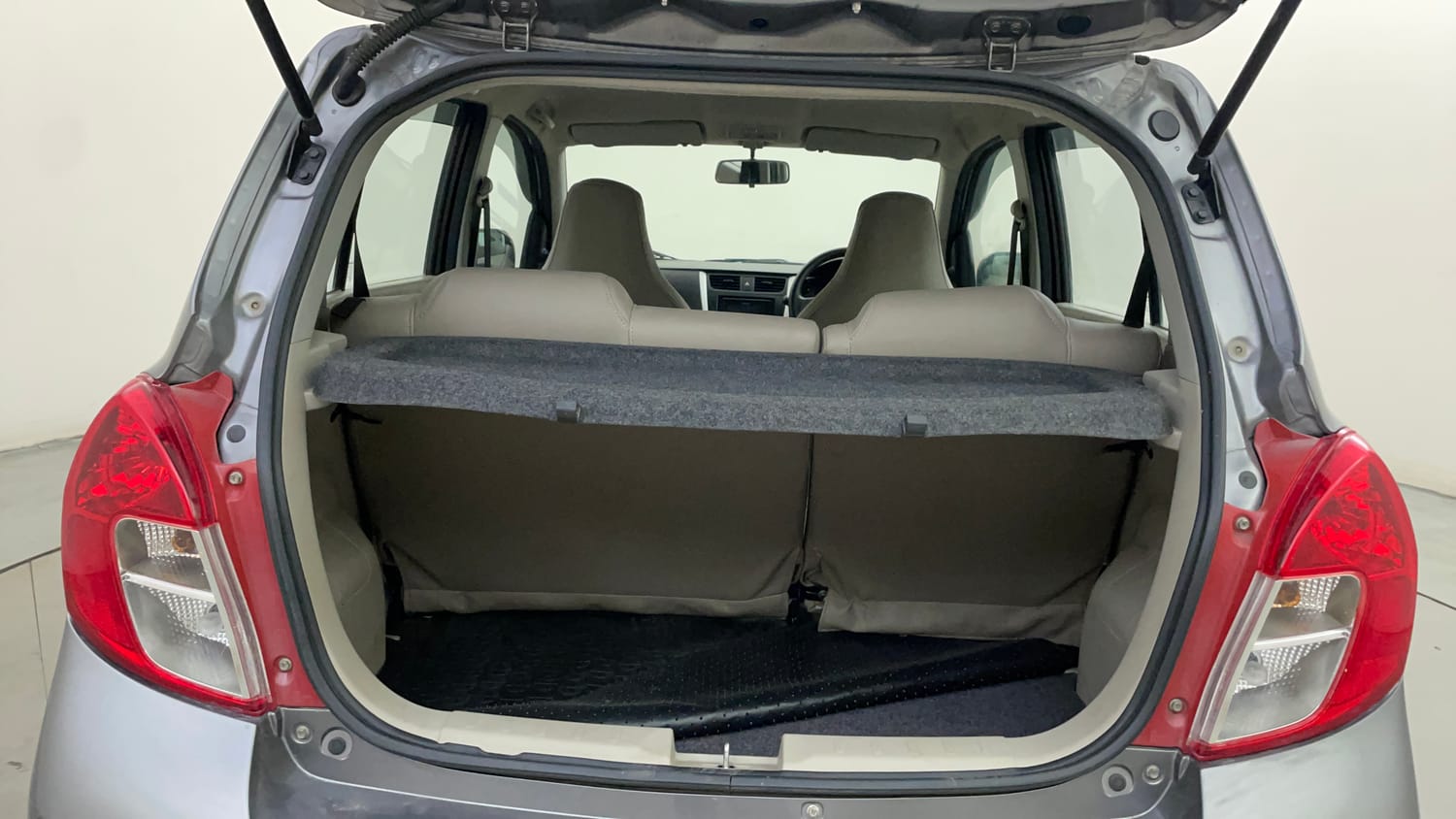 Used 2018 Maruti Suzuki Celerio VXi AMT Petrol Automatic interior DICKY INSIDE VIEW
