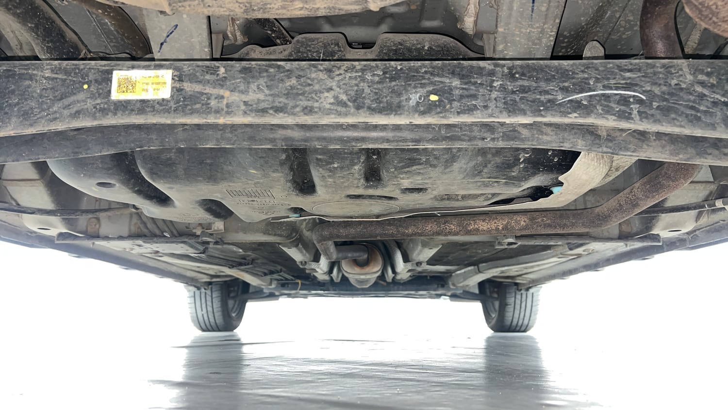 Used 2025 Hyundai i20 Sportz (O) 1.2 IVT Petrol Automatic extra REAR UNDERBODY VIEW (TAKEN FROM REAR)