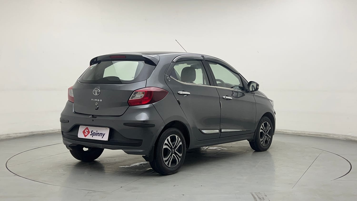 Used 2024 Tata Tiago XT Petrol Manual exterior RIGHT REAR CORNER VIEW