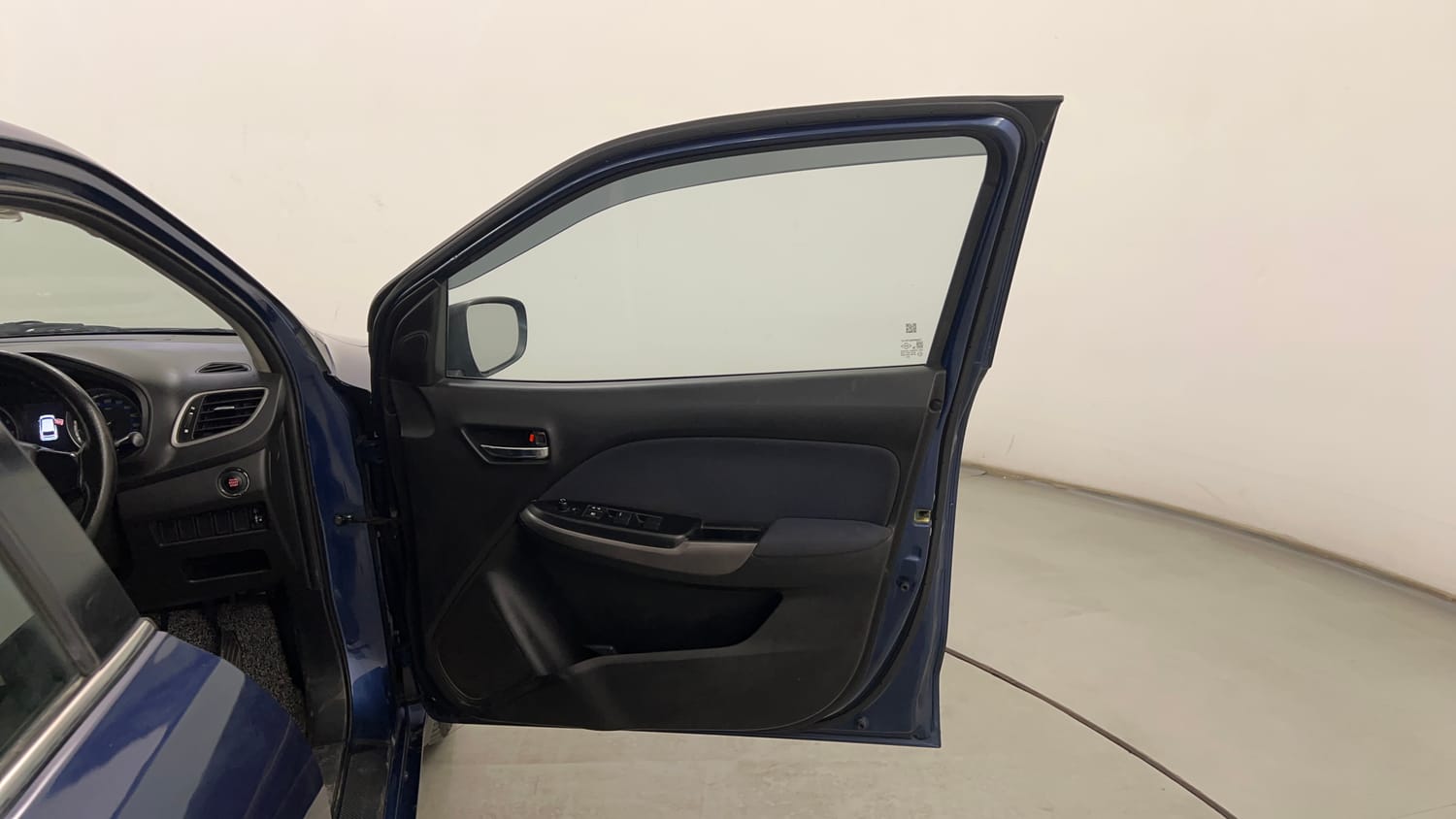 Used 2020 Maruti Suzuki Baleno Zeta Petrol Manual interior RIGHT FRONT DOOR OPEN VIEW