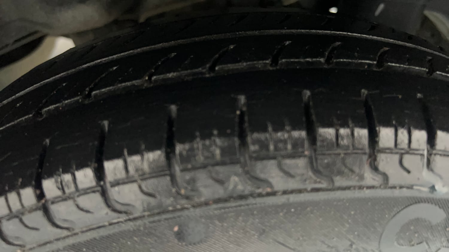 Used 2017 Hyundai Eon Era + Petrol Manual tyres LEFT REAR TYRE TREAD VIEW