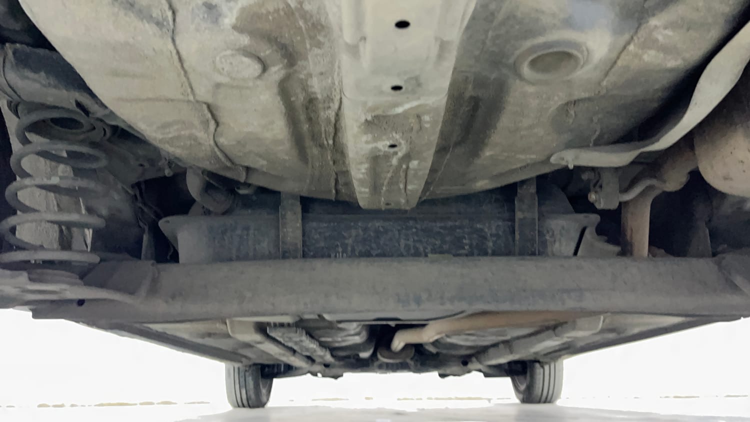 Used 2016 Hyundai Grand i10 Asta AT 1.2 Kappa VTVT Petrol Automatic extra REAR UNDERBODY VIEW (TAKEN FROM REAR)