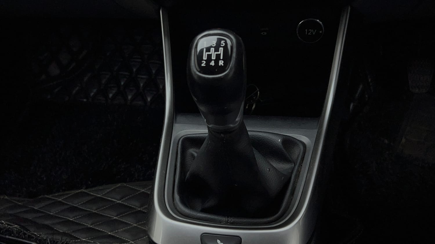Used 2020 Tata Altroz XZ Petrol Petrol Manual interior GEAR  KNOB VIEW