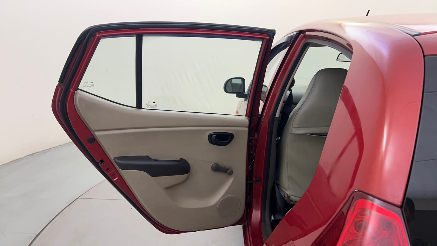 Used 2013 Hyundai i10 Era 1.1 iRDE2 Petrol Manual interior LEFT REAR DOOR OPEN VIEW