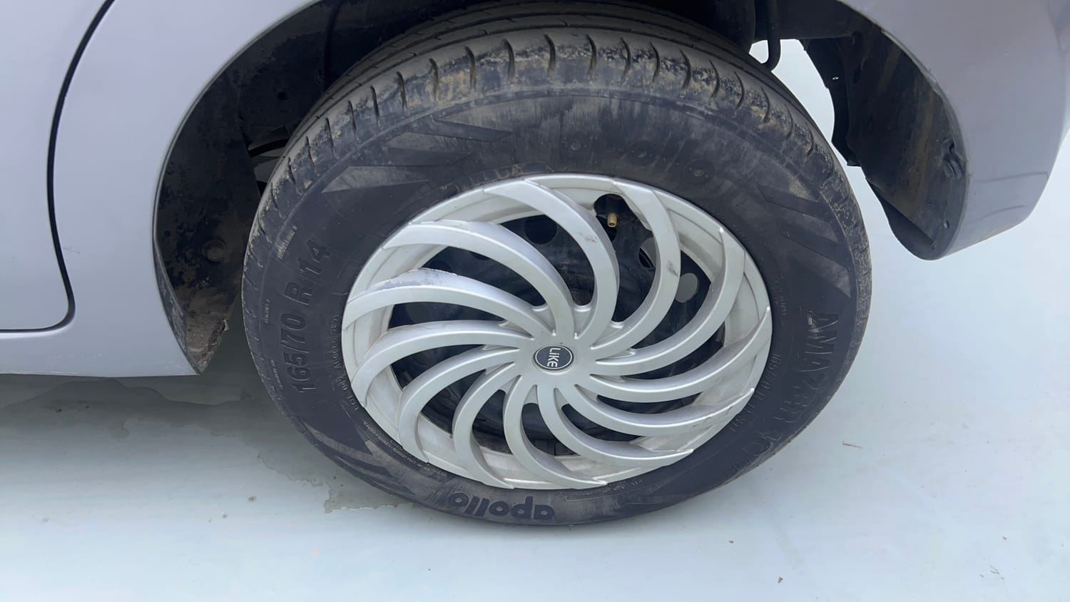 Used 2020 Maruti Suzuki Celerio ZXi Petrol Manual tyres LEFT REAR TYRE RIM VIEW