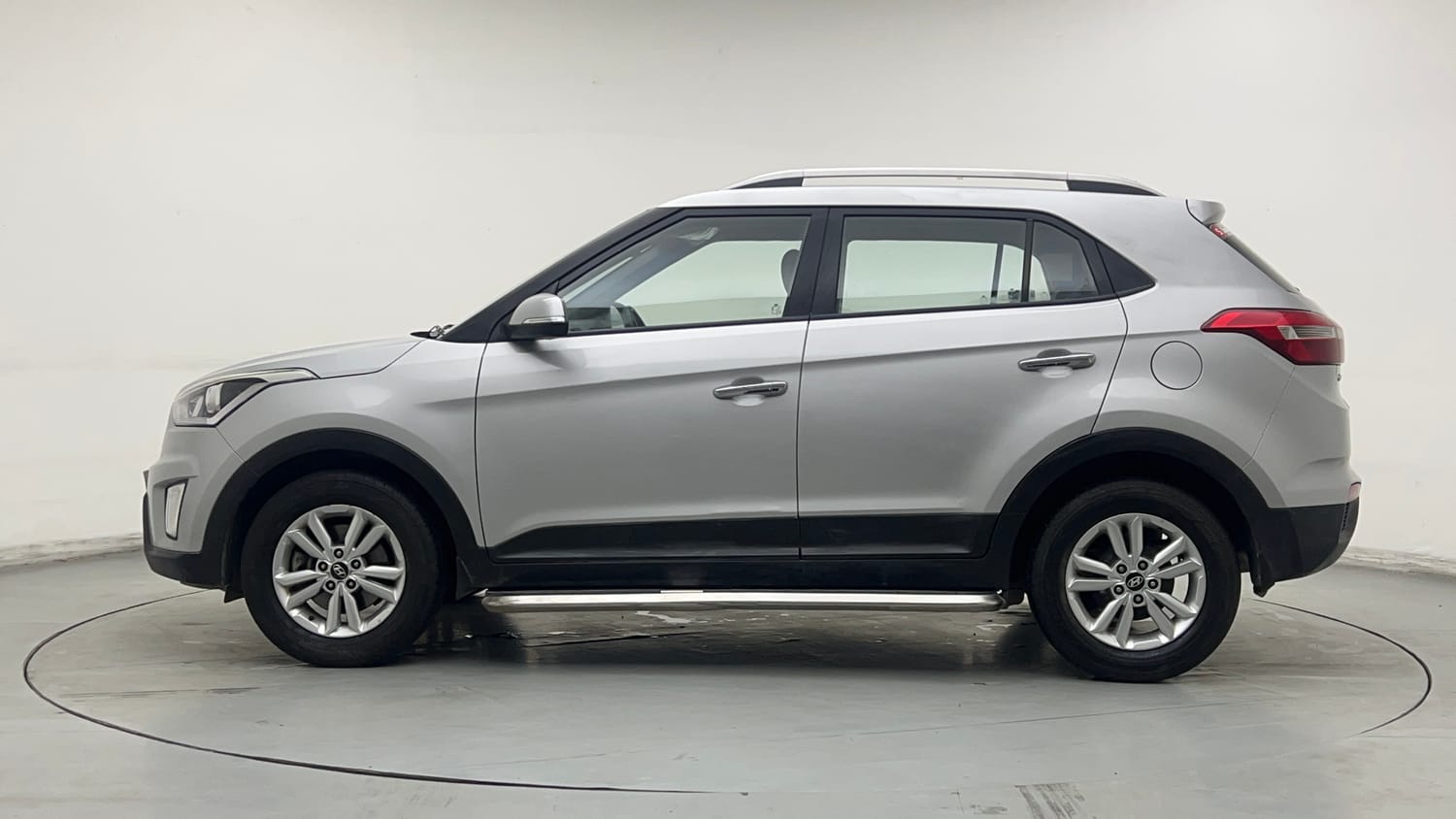 Used 2015 Hyundai Creta 1.6 SX Plus Petrol Petrol Manual exterior LEFT SIDE VIEW