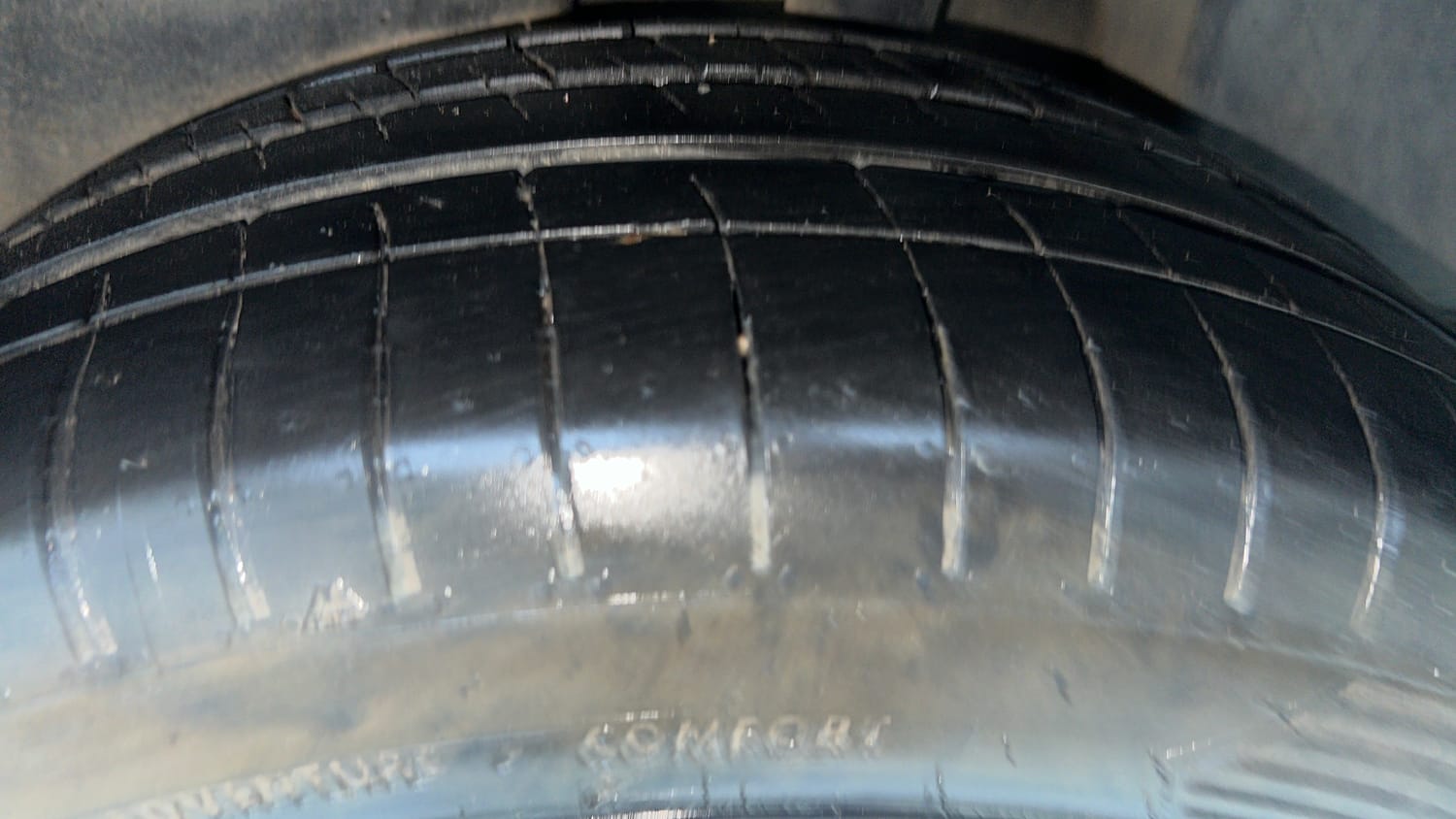 Used 2021 Jeep Compass Model S (O) Diesel 4x4 AT Diesel Automatic tyres LEFT REAR TYRE TREAD VIEW