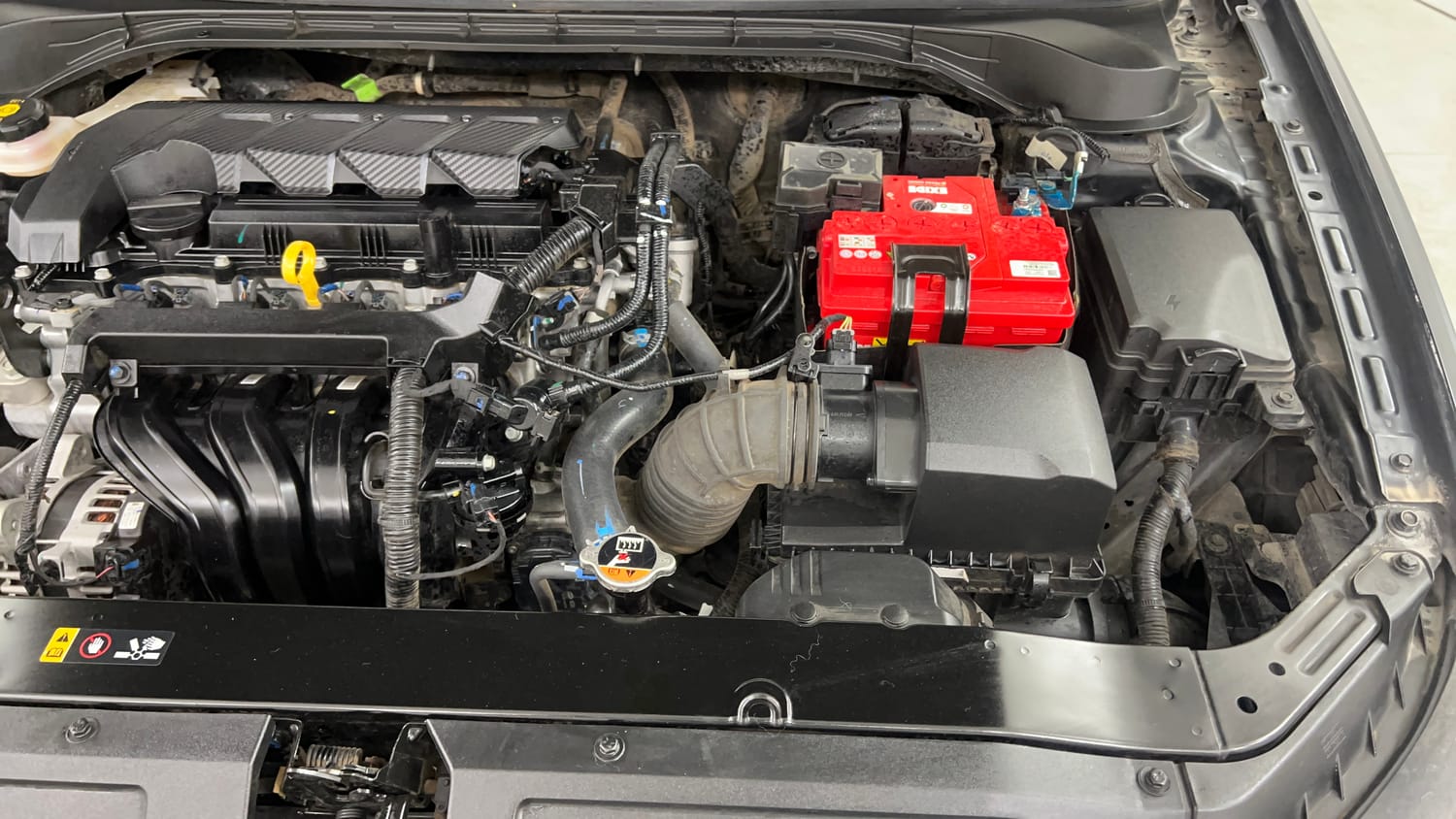 Used 2023 Hyundai Verna SX (O) 1.5 Petrol IVT Petrol Automatic engine ENGINE LEFT SIDE VIEW