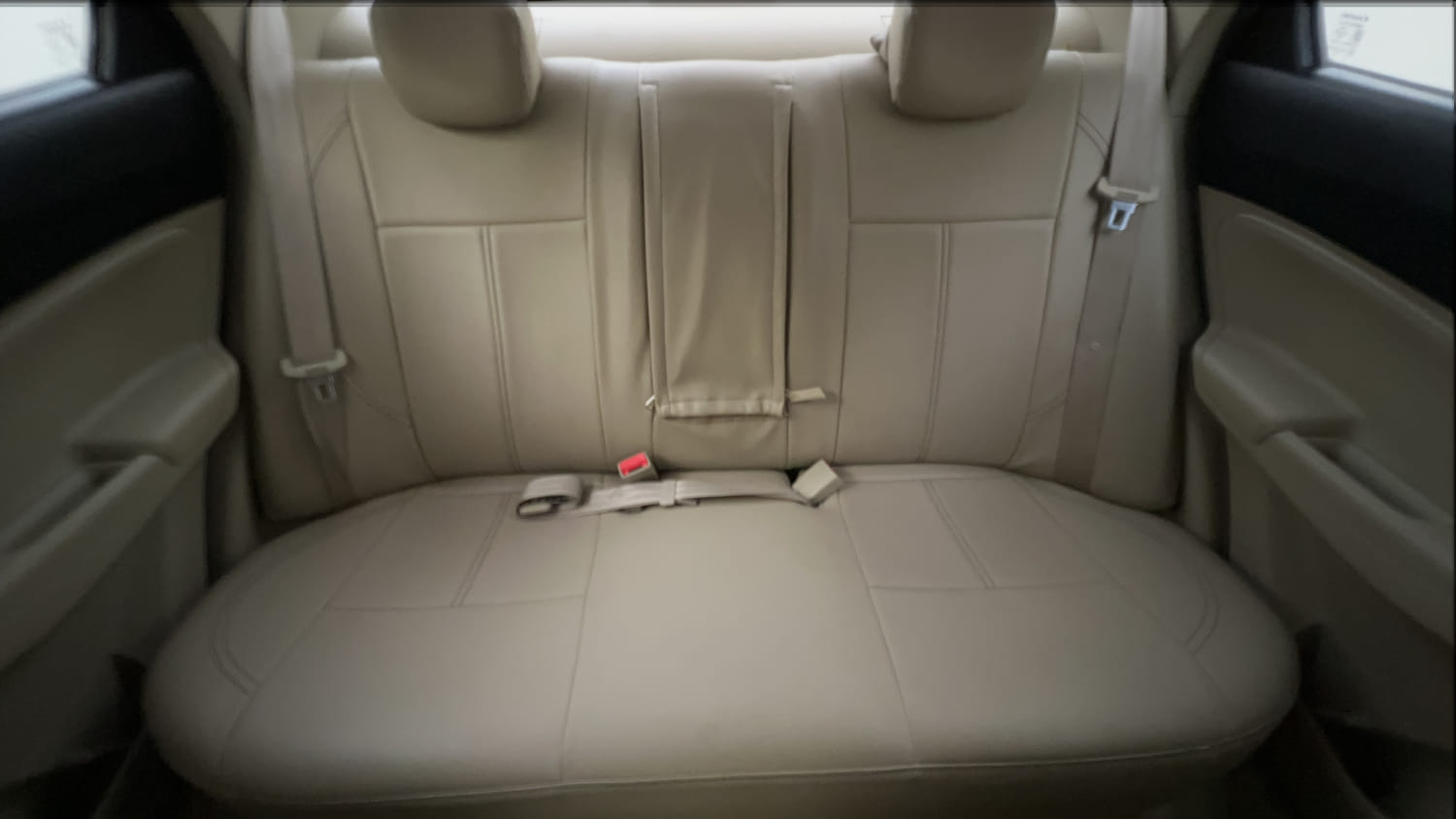 Used 2018 Maruti Suzuki Dzire ZXi Petrol Manual interior REAR SEAT CONDITION VIEW