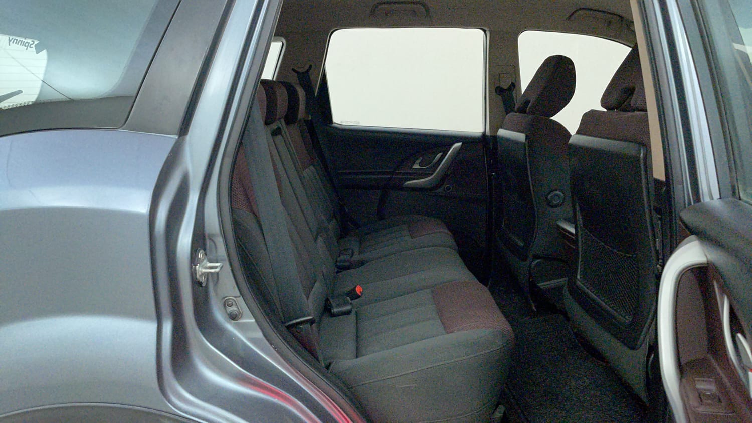Used 2015 Mahindra XUV500 W6 Diesel Manual interior RIGHT SIDE REAR DOOR CABIN VIEW
