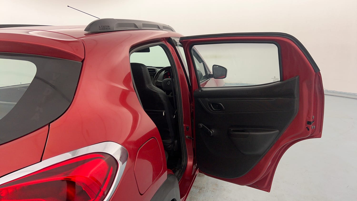 Used 2018 Renault Kwid RXT (O) 1.0 SCE Edition Petrol Manual interior RIGHT REAR DOOR OPEN VIEW