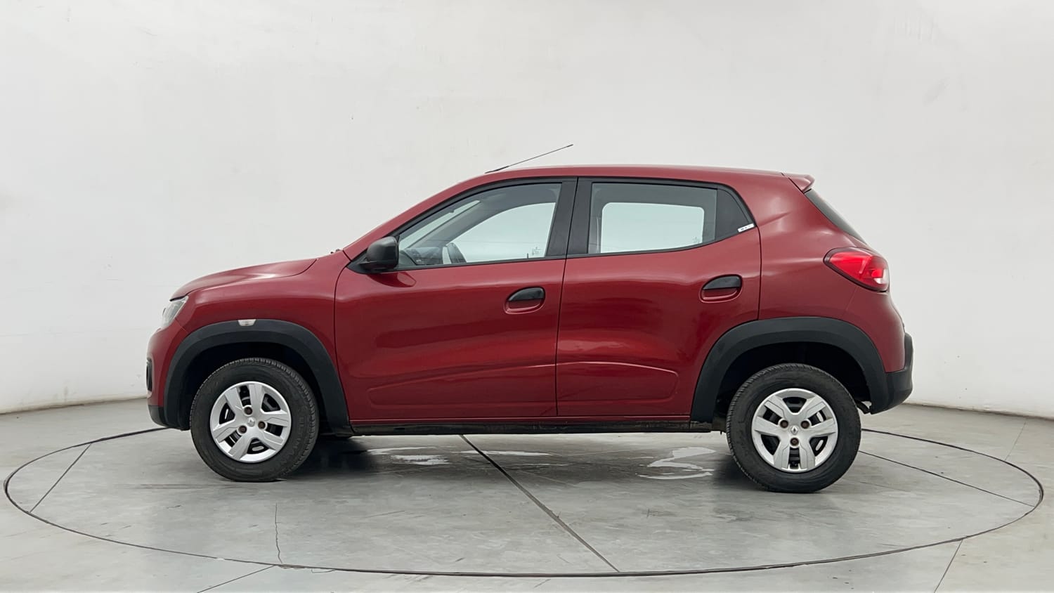 Used 2016 Renault Kwid RXT Petrol Manual exterior LEFT SIDE VIEW