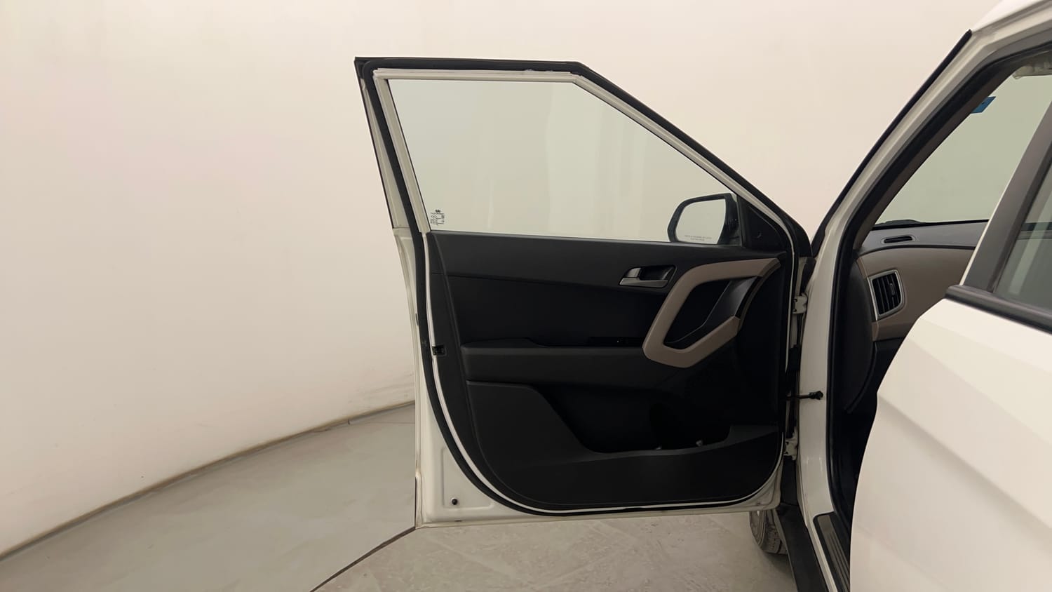 Used 2017 Hyundai Creta SX Plus 1.6  Petrol Petrol Manual interior LEFT FRONT DOOR OPEN VIEW