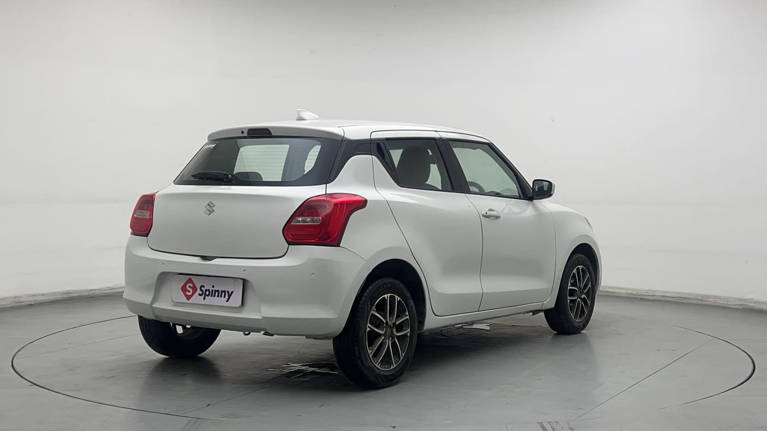 Used 2018 Maruti Suzuki Swift ZXi Plus Petrol Manual exterior RIGHT REAR CORNER VIEW