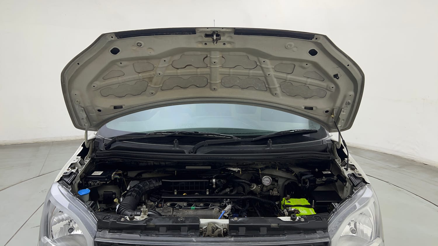 Used 2020 Maruti Suzuki Wagon R LXi 1.0 CNG Cng Manual engine ENGINE & BONNET OPEN FRONT VIEW