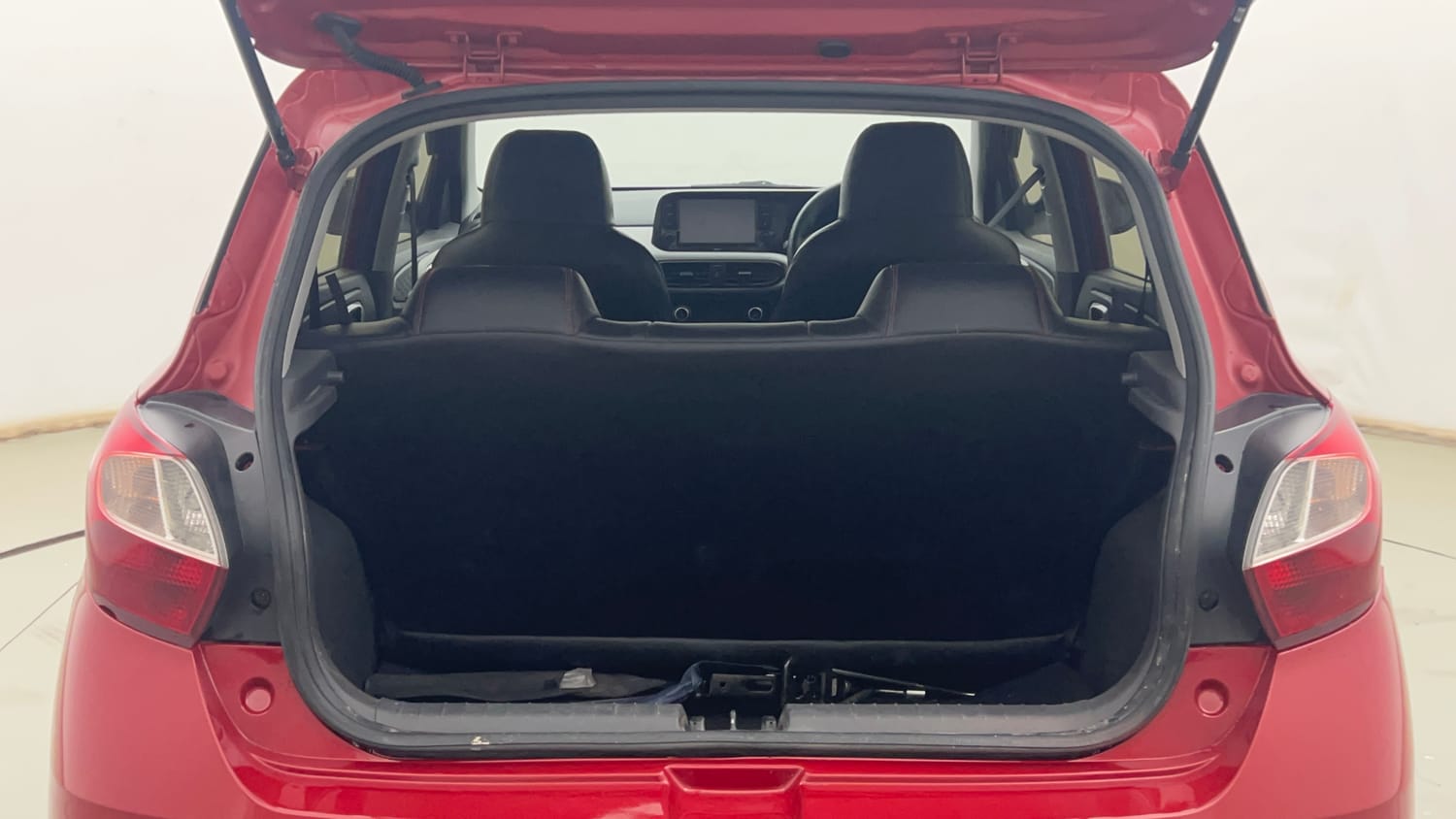 Used 2022 Hyundai Grand i10 Nios Sportz AMT 1.2 Kappa VTVT Petrol Automatic interior DICKY INSIDE VIEW