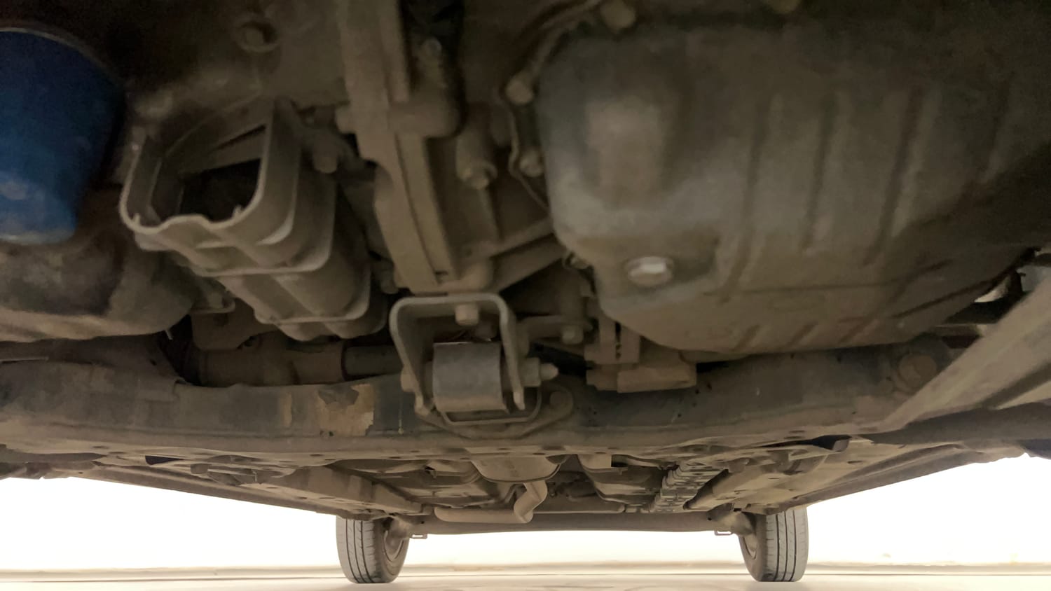Used 2017 Hyundai Grand i10 Sportz (O) AT 1.2 Kappa VTVT Petrol Automatic extra FRONT LEFT UNDERBODY VIEW