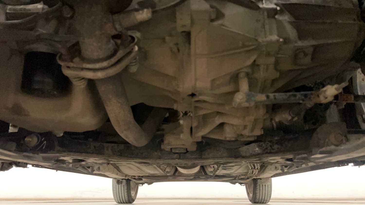 Used 2020 Maruti Suzuki Baleno Zeta Petrol Manual extra FRONT LEFT UNDERBODY VIEW