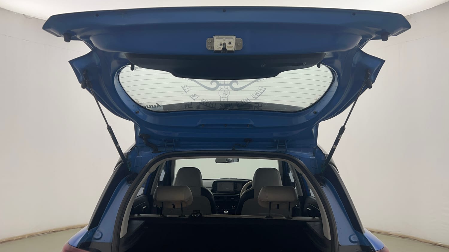 Used 2023 Hyundai Exter SX (O) 1.2 MT Petrol Manual interior DICKY DOOR OPEN VIEW