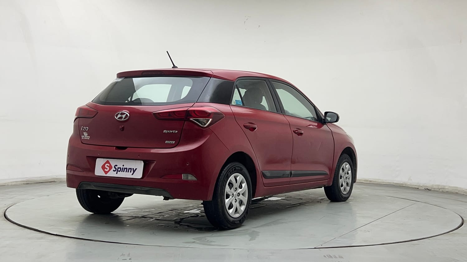 Used 2015 Hyundai Elite i20 Sportz 1.2 Petrol Manual exterior RIGHT REAR CORNER VIEW