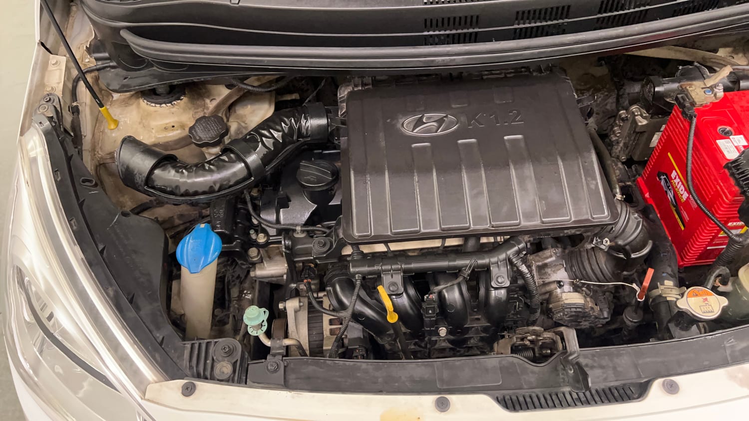 Used 2017 Hyundai Grand i10 Sportz (O) AT 1.2 Kappa VTVT Petrol Automatic engine ENGINE RIGHT SIDE VIEW