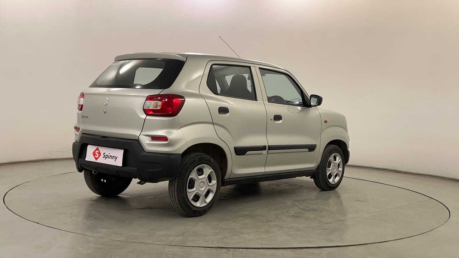 Used 2024 Maruti Suzuki S-Presso VXi (O) AMT Petrol Automatic exterior RIGHT REAR CORNER VIEW