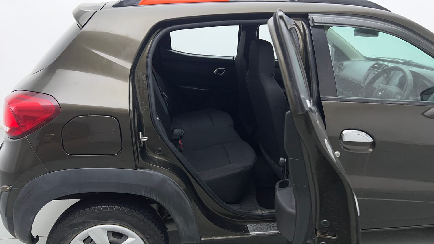 Used 2019 Renault Kwid RXT (O) 1.0 SCE Edition Petrol Manual interior RIGHT SIDE REAR DOOR CABIN VIEW
