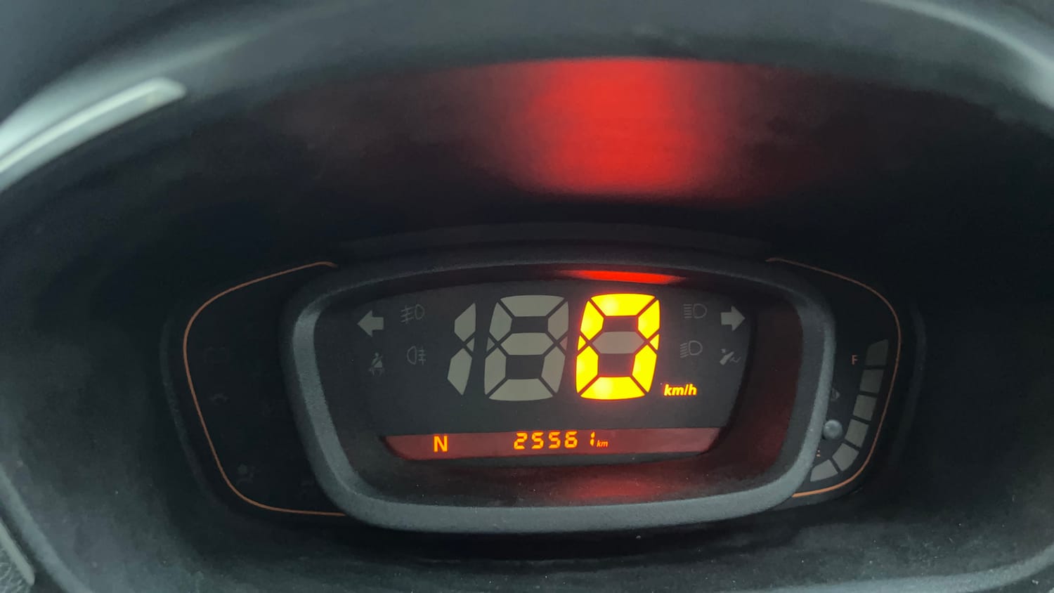 Used 2019 Renault Kwid 1.0 RXT AMT Opt Petrol Automatic interior CLUSTERMETER VIEW