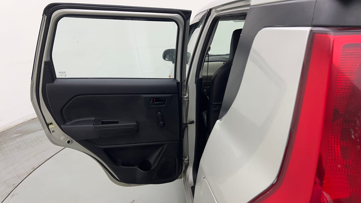 Used 2020 Maruti Suzuki Wagon R LXi 1.0 CNG Cng Manual interior LEFT REAR DOOR OPEN VIEW