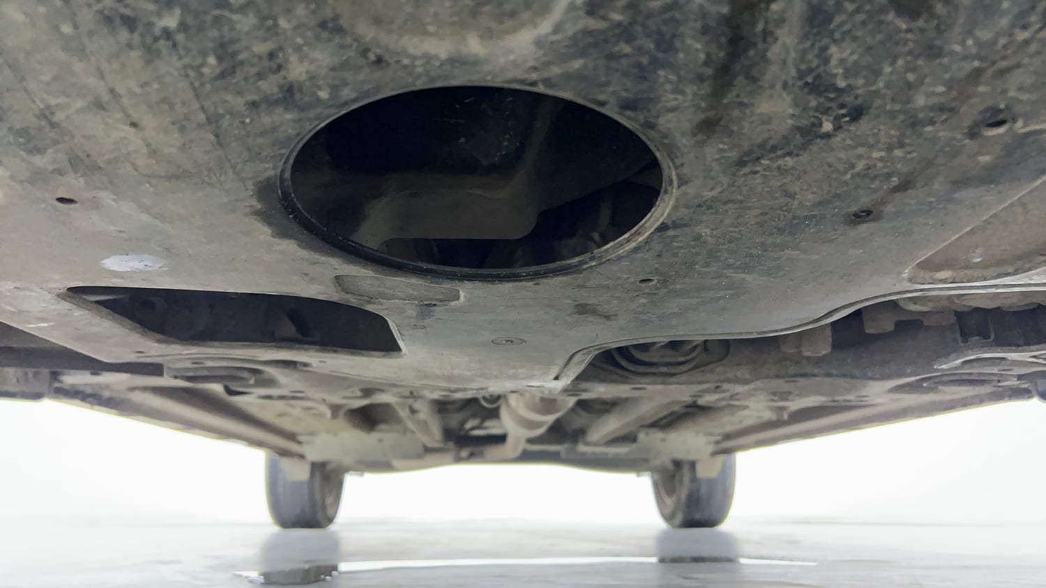 Used 2022 kia Seltos HTX 1.5 IVT Petrol Automatic extra FRONT LEFT UNDERBODY VIEW