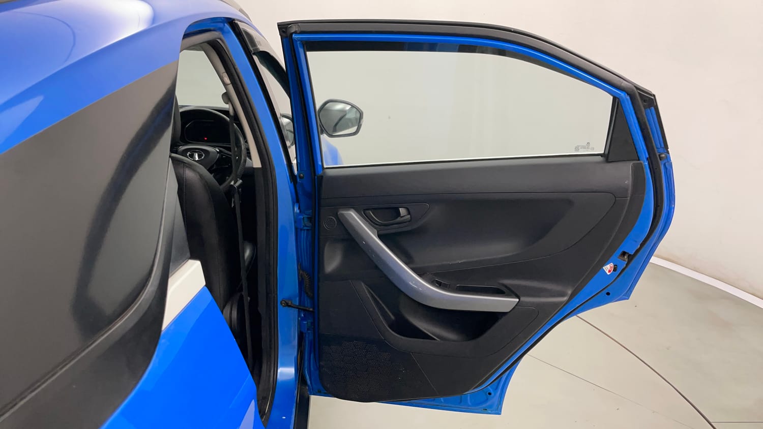 Used 2020 Tata Nexon XM Petrol Manual interior RIGHT REAR DOOR OPEN VIEW