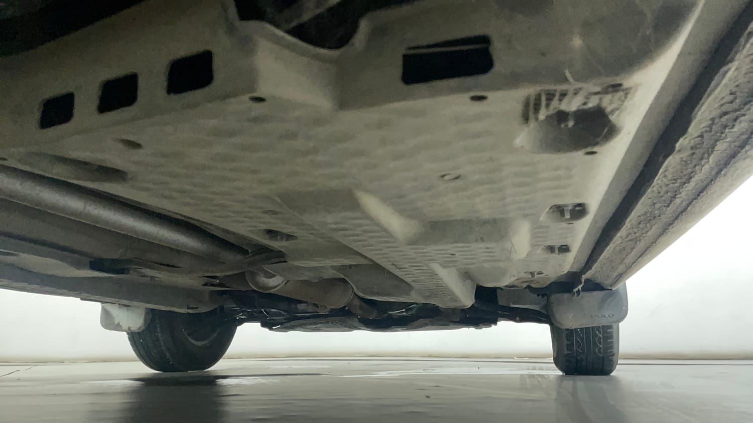 Used 2013 Volkswagen Polo Trendline 1.2L (P) Petrol Manual extra REAR RIGHT UNDERBODY VIEW