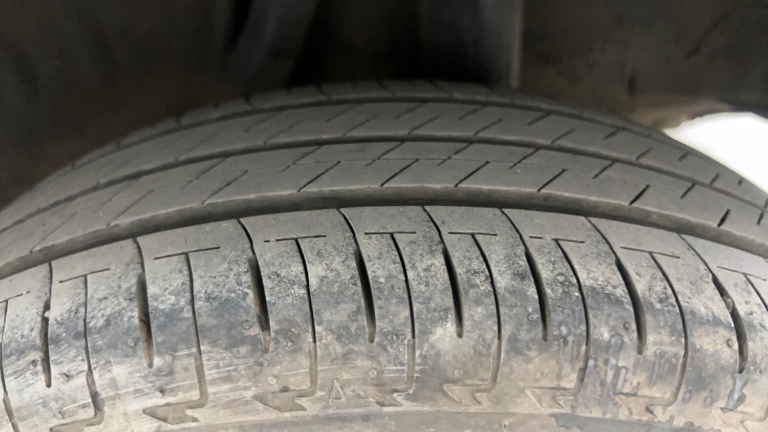 Used 2018 Honda Amaze 1.2 S CVT Petrol Petrol Automatic tyres LEFT REAR TYRE TREAD VIEW
