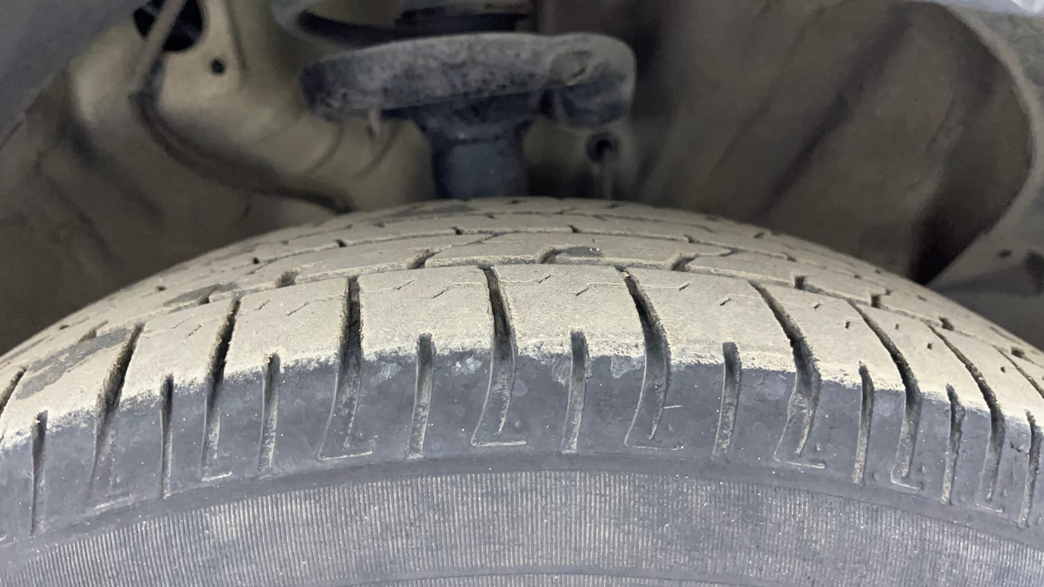 Used 2020 Kia Seltos HTK Plus 1.5 Diesel Diesel Manual tyres RIGHT FRONT TYRE TREAD VIEW